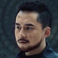 Hùng Tất