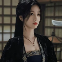Thượng Quan Mễ/Dương Thái Vân