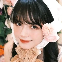 Đới Nhã Kỳ ( Chị họ của Tsukasa)