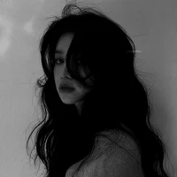 Vũ Tuệ Anh - Iris Vũ