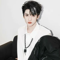 Nghiêm Hạo Tường - hắn