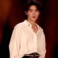 Đinh Trình Hâm(18 tuổi)