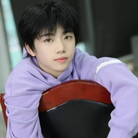 Trương Hàm Thụy_ y