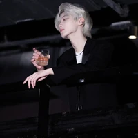 Sư Tử - Top - V