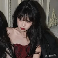 Hoàng Ly Cự Giải -²⁶