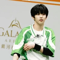 Trương Hàm Thụy(cậu)