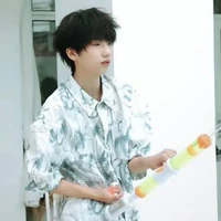 Nhiếp Vĩ Thần
