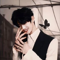 Chu Chí Hâm _ hắn