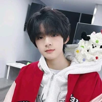 Mèo -Uông Tuấn Hy-