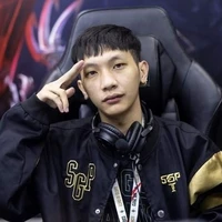 Phạm Vũ Hoài Nam _ SGP Red