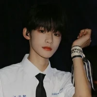 Uông Tuấn Hy(anh)