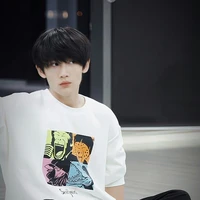 Dư Vũ Hàm(anh)