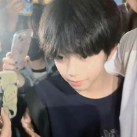 Trương Hàm Thụy/Y/