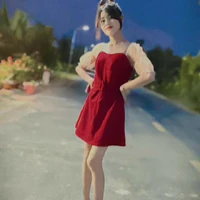 Thùy Trang( chị 2)