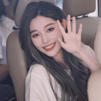 VƯƠNG DỊCH (Cô)