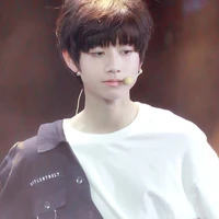 Chu Chí Hâm_lúc nhỏ