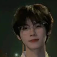 ái thị thiên bình