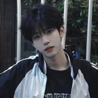 Lâm/Lục Nhất Dương