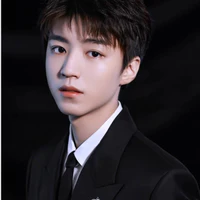 Vương Tuấn Khải