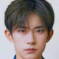 Dịch Dương Thiên Tỉ