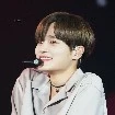 Daehwi ( anh của Jk )
