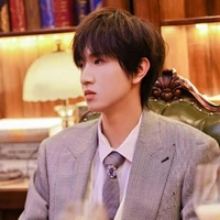 Đồng Vũ Khôn(C)