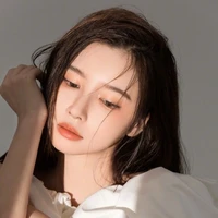 𝙃𝙖𝙣𝙣𝙞𝙚 (chị)