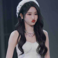 Châu Thi Vũ ( thư kí của cô )
