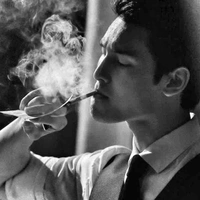 Long Thiên Sách-papa Nam
