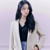 Kim Jisoo [ cô ]
