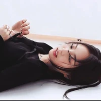 Kim Jennie [ Quản lý nàng ]