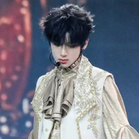 Trương Tuấn Hào - Y