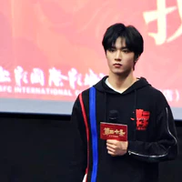 Lưu Diệu Văn(Lục)