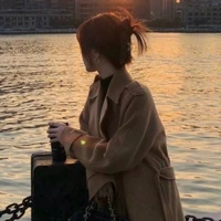 Thất Nhã Hà [Mẹ cô]