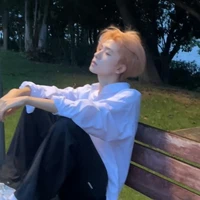 Lan Minh Bạch Dương²⁷ •R•