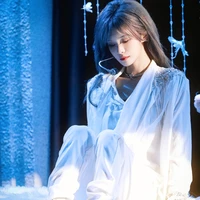 Dương Băng Di [chị 3 cô]