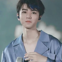 Vương Tuấn Khải