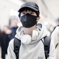 Dương Bác Văn_Anh