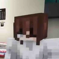 August (Chú tám cute phô mai que bán mì)