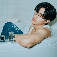 Tay Tawan Vihokratana