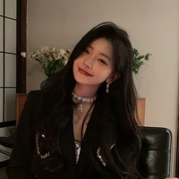 Cố Khanh Vân - em gái nữ chính
