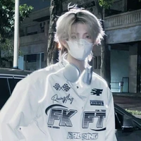 Lý Cẩm Dương[anh ba của Hân]