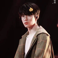 Lưu Diệu Văn_anh