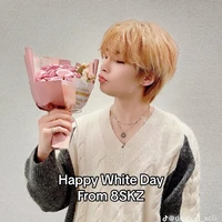 bé In thích Xăng Minh