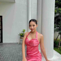 P nam ( bạn cô )