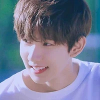 Vương Nguyên (papi cậu)