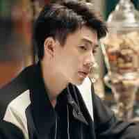 Off Jumpol AduIkittiponr __ Hắn