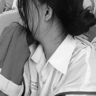 Thùy Linh ( em)