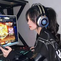 Hà Lan Hương (bff nu9)