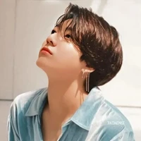Jeon Jungkook( omega lặn)